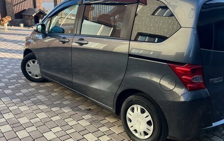 Honda Freed I, 2010 год, 1 170 000 рублей, 3 фотография