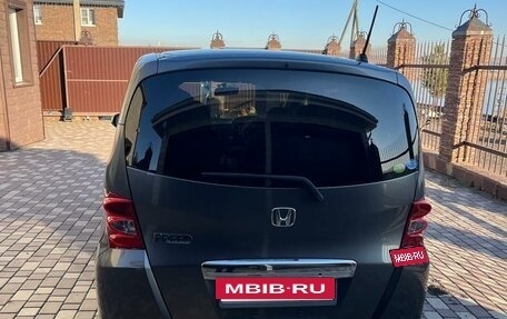 Honda Freed I, 2010 год, 1 170 000 рублей, 4 фотография