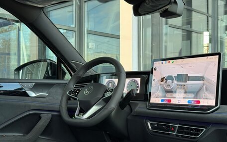 Volkswagen Tiguan, 2025 год, 4 950 000 рублей, 8 фотография