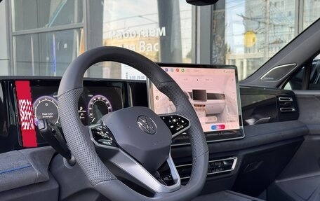 Volkswagen Tiguan, 2025 год, 4 950 000 рублей, 9 фотография