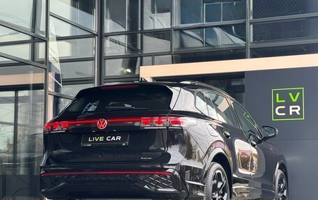 Volkswagen Tiguan, 2025 год, 4 950 000 рублей, 6 фотография