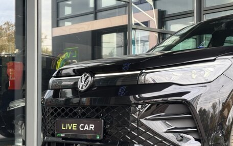 Volkswagen Tiguan, 2025 год, 4 950 000 рублей, 27 фотография