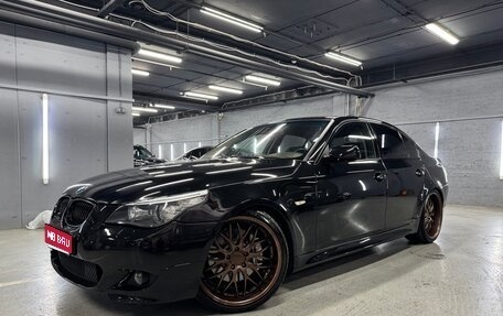 BMW 5 серия, 2004 год, 1 490 000 рублей, 1 фотография