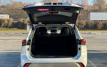 Toyota Highlander, 2025 год, 6 997 000 рублей, 13 фотография