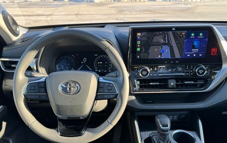 Toyota Highlander, 2025 год, 6 997 000 рублей, 16 фотография
