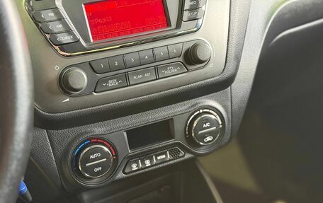 KIA Rio III рестайлинг, 2012 год, 824 900 рублей, 12 фотография