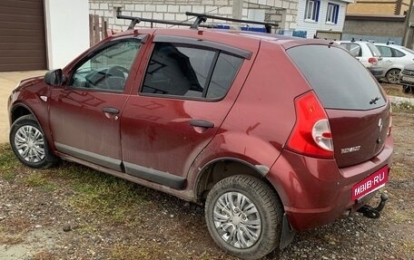 Renault Sandero I, 2012 год, 330 000 рублей, 2 фотография