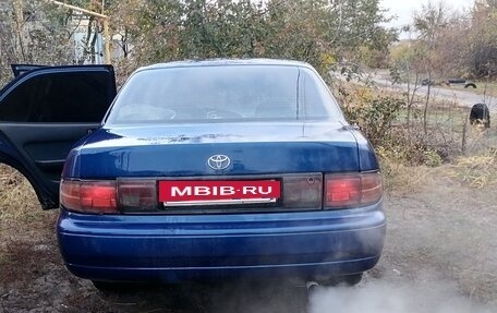 Toyota Camry, 1991 год, 250 000 рублей, 3 фотография