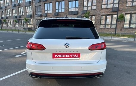 Volkswagen Touareg III, 2018 год, 3 750 000 рублей, 8 фотография