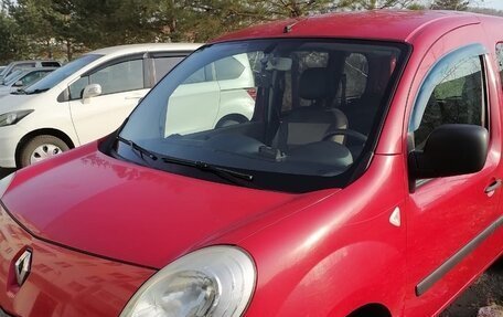 Renault Kangoo II рестайлинг, 2011 год, 850 000 рублей, 24 фотография