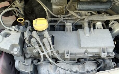 Renault Kangoo II рестайлинг, 2011 год, 850 000 рублей, 37 фотография