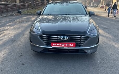 Hyundai Sonata VIII, 2020 год, 2 300 000 рублей, 1 фотография