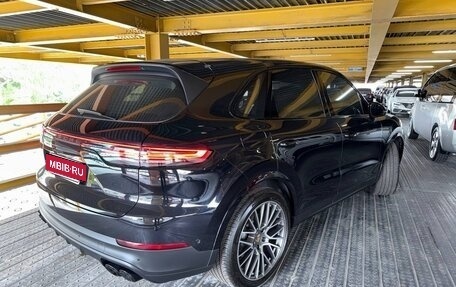 Porsche Cayenne III, 2022 год, 8 200 000 рублей, 2 фотография