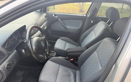 Skoda Octavia IV, 2007 год, 695 000 рублей, 10 фотография