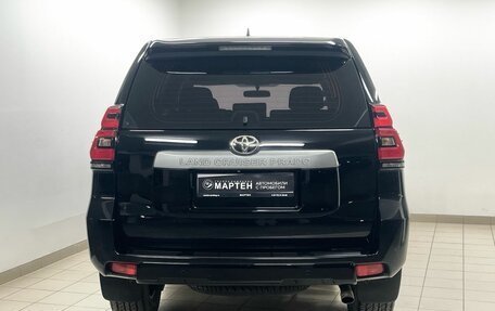 Toyota Land Cruiser Prado 150 рестайлинг 2, 2018 год, 4 398 000 рублей, 5 фотография