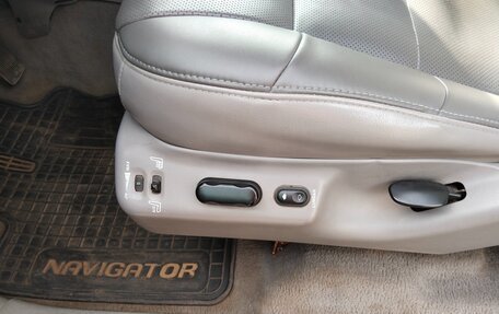 Lincoln Navigator, 2001 год, 999 999 рублей, 7 фотография