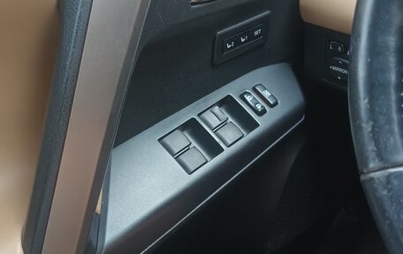 Toyota RAV4, 2018 год, 2 300 000 рублей, 2 фотография