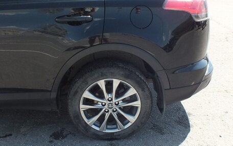 Toyota RAV4, 2018 год, 2 300 000 рублей, 26 фотография