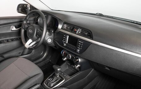 KIA Rio IV, 2018 год, 1 400 000 рублей, 4 фотография