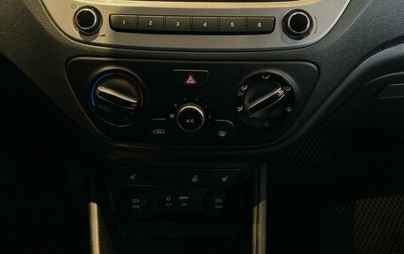 Hyundai Solaris II рестайлинг, 2018 год, 1 369 000 рублей, 7 фотография