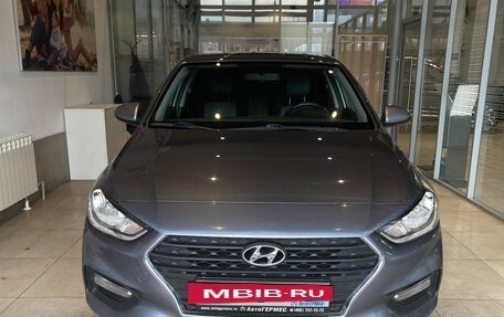 Hyundai Solaris II рестайлинг, 2018 год, 1 369 000 рублей, 2 фотография