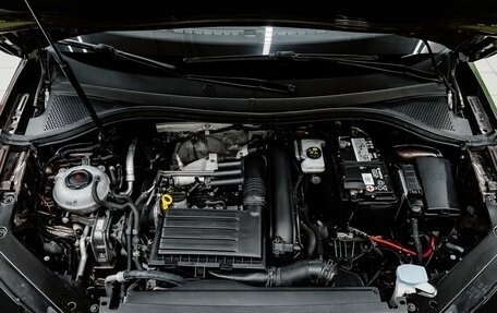 Volkswagen Tiguan II, 2019 год, 2 400 000 рублей, 25 фотография