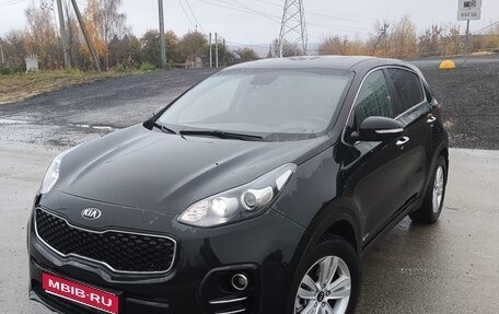 KIA Sportage IV рестайлинг, 2018 год, 1 820 000 рублей, 1 фотография