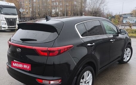 KIA Sportage IV рестайлинг, 2018 год, 1 820 000 рублей, 3 фотография
