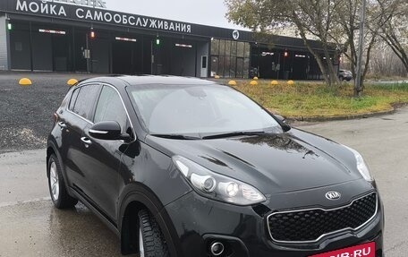 KIA Sportage IV рестайлинг, 2018 год, 1 820 000 рублей, 2 фотография