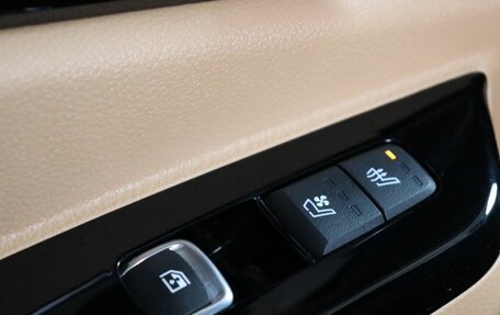 KIA Carnival, 2021 год, 4 350 000 рублей, 24 фотография