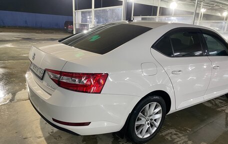 Skoda Superb III рестайлинг, 2018 год, 2 000 000 рублей, 4 фотография