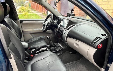 Mitsubishi Pajero Sport II рестайлинг, 2011 год, 1 500 000 рублей, 7 фотография