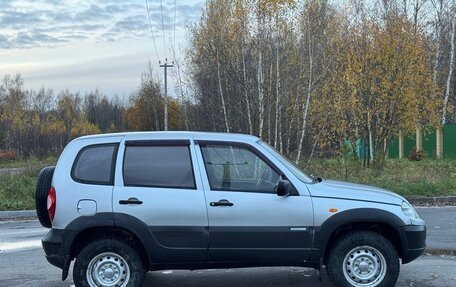 Chevrolet Niva I рестайлинг, 2009 год, 380 000 рублей, 7 фотография