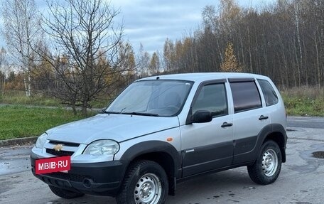 Chevrolet Niva I рестайлинг, 2009 год, 380 000 рублей, 3 фотография
