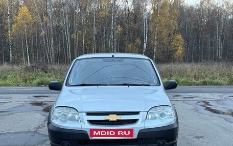 Chevrolet Niva I рестайлинг, 2009 год, 380 000 рублей, 2 фотография