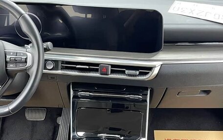 KIA K5, 2022 год, 2 350 000 рублей, 9 фотография