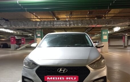 Hyundai Solaris II рестайлинг, 2017 год, 530 000 рублей, 3 фотография