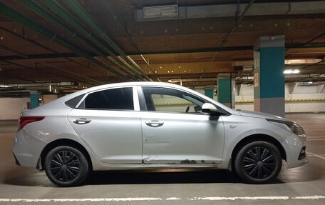 Hyundai Solaris II рестайлинг, 2017 год, 530 000 рублей, 8 фотография