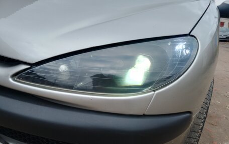 Peugeot 206, 2004 год, 325 000 рублей, 21 фотография