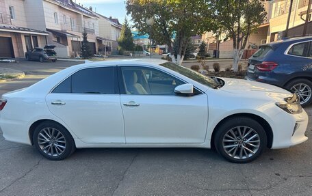 Toyota Camry, 2017 год, 2 350 000 рублей, 3 фотография