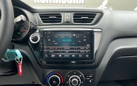 KIA Rio III рестайлинг, 2014 год, 1 050 000 рублей, 20 фотография