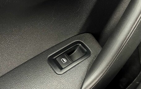 Volkswagen Polo VI (EU Market), 2011 год, 725 000 рублей, 21 фотография