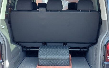 Volkswagen Caravelle T6 рестайлинг, 2021 год, 5 900 000 рублей, 7 фотография