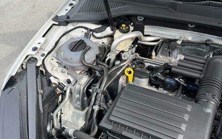 Volkswagen Golf VII, 2016 год, 2 000 000 рублей, 14 фотография