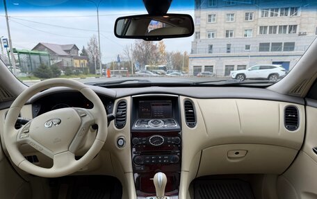 Infiniti EX, 2009 год, 12 фотография