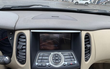 Infiniti EX, 2009 год, 14 фотография