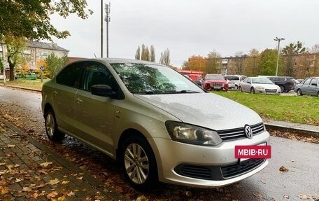 Volkswagen Polo VI (EU Market), 2013 год, 915 000 рублей, 3 фотография