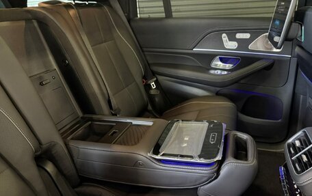 Mercedes-Benz GLS, 2024 год, 18 500 000 рублей, 31 фотография