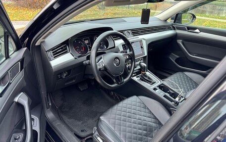 Volkswagen Passat B8 рестайлинг, 2019 год, 1 450 000 рублей, 14 фотография