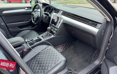 Volkswagen Passat B8 рестайлинг, 2019 год, 1 450 000 рублей, 11 фотография